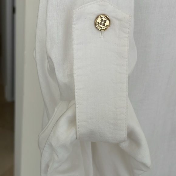MICHAEL KORS WHITE WITH GOLD BUTTONS BLOUSE - Picture 4 of 7